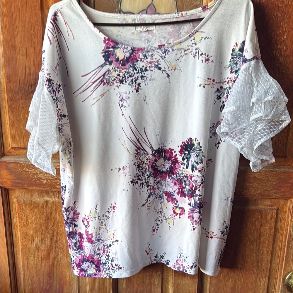 Maurice’s Large Floral Print Women's Top
